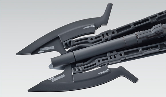 액스에서 빔 나기나타로, 실드 장착까지! 바꾸어 조립하는 즐거운 기믹